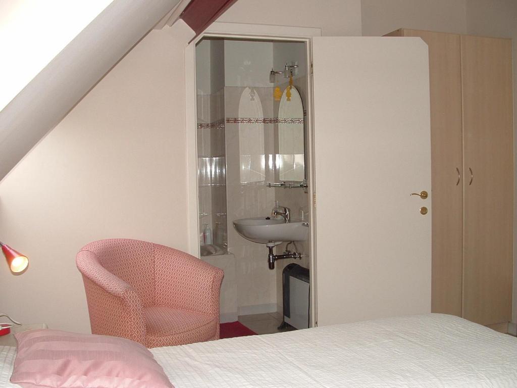 B&B Bij Lieve En Jos Hasselt Zimmer foto