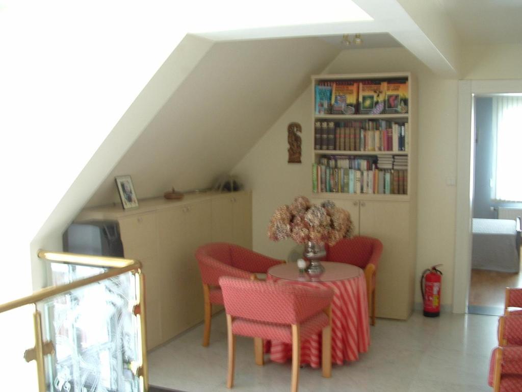 B&B Bij Lieve En Jos Hasselt Exterior foto