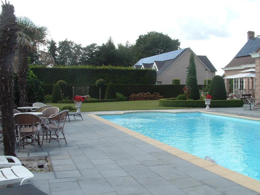B&B Bij Lieve En Jos Hasselt Exterior foto